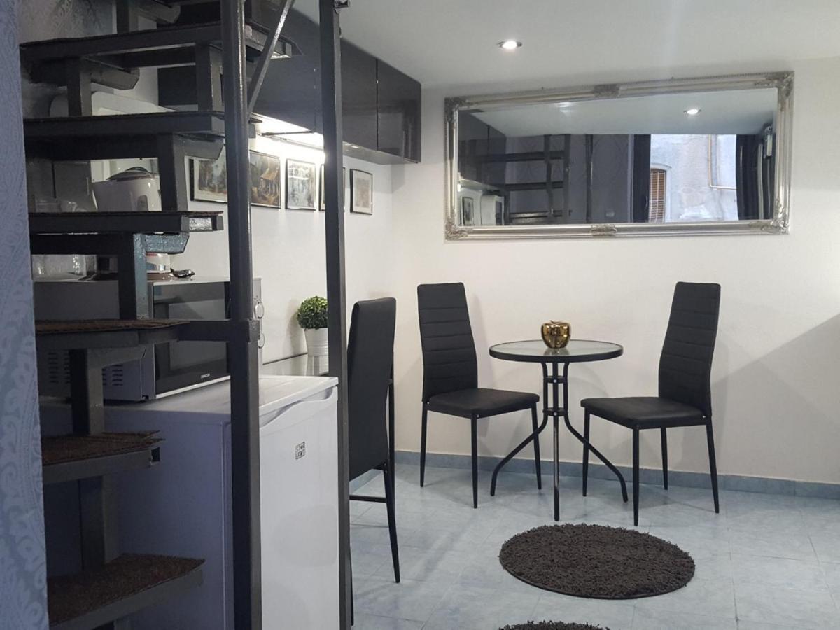 Like Studio City Centrum, Wifi, Terrace Βουδαπέστη Εξωτερικό φωτογραφία